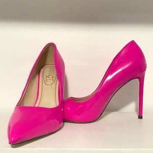 Hot pink Pumps - Heels !